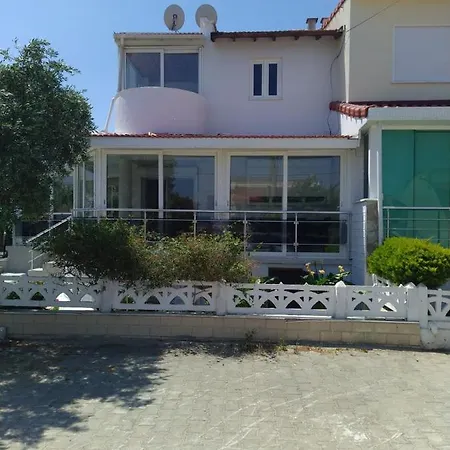 Burcu Sitesi Yaman * Çeşme
