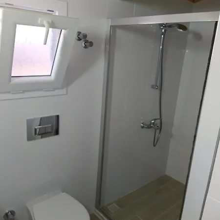 Burcu Sitesi Yaman Hotel Çeşme